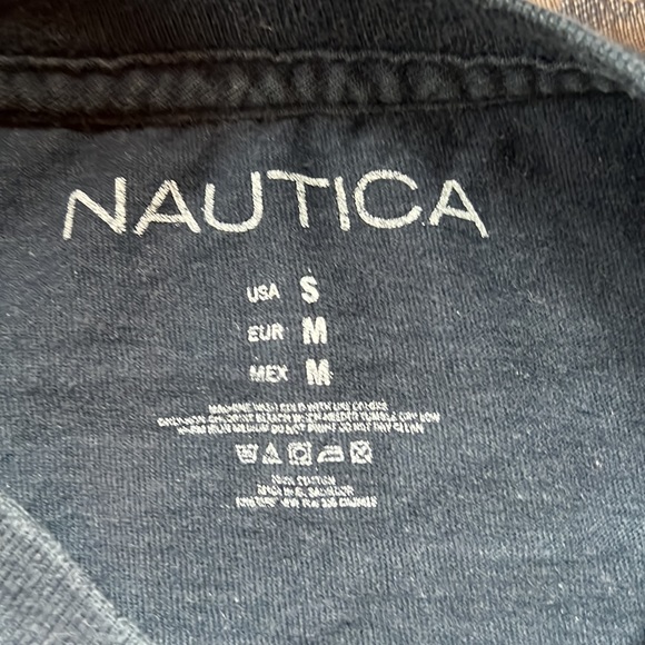 Nautica long sleeve - Picture 2 of 3